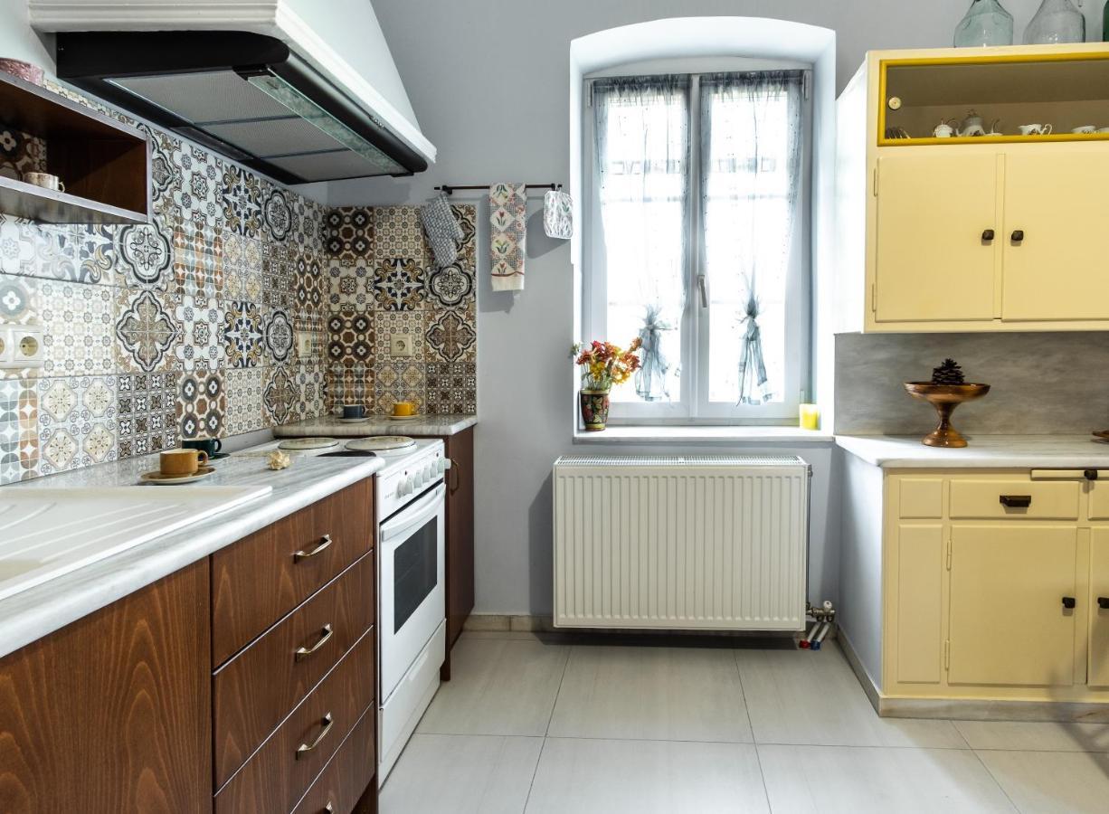 Mansion Argyrakiko - 3 Bedroom House In Kampos